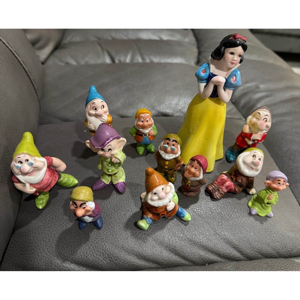 Vintage Disney Snow White and the‎ Seven Dwarfs Ceramic Figurine Set Japan 12pc